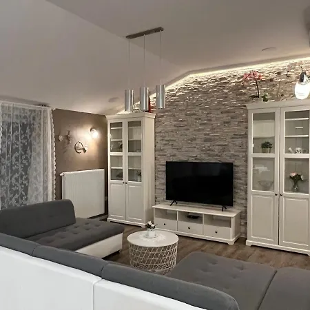 Apartment Exclusive