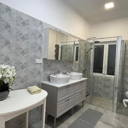Exclusive Supetarska Draga